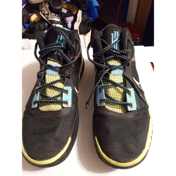 Nike Kyrie Flytrap IV Men´s Shoe Size 8.5 Black Lime...